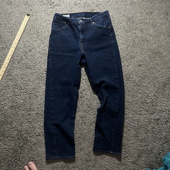 Levi's Women's Straight Leg Jeans - Dark Blue with Red Patch - Picture 2 of 9